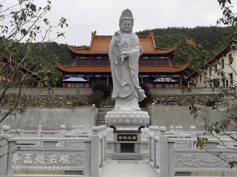 石雕佛像