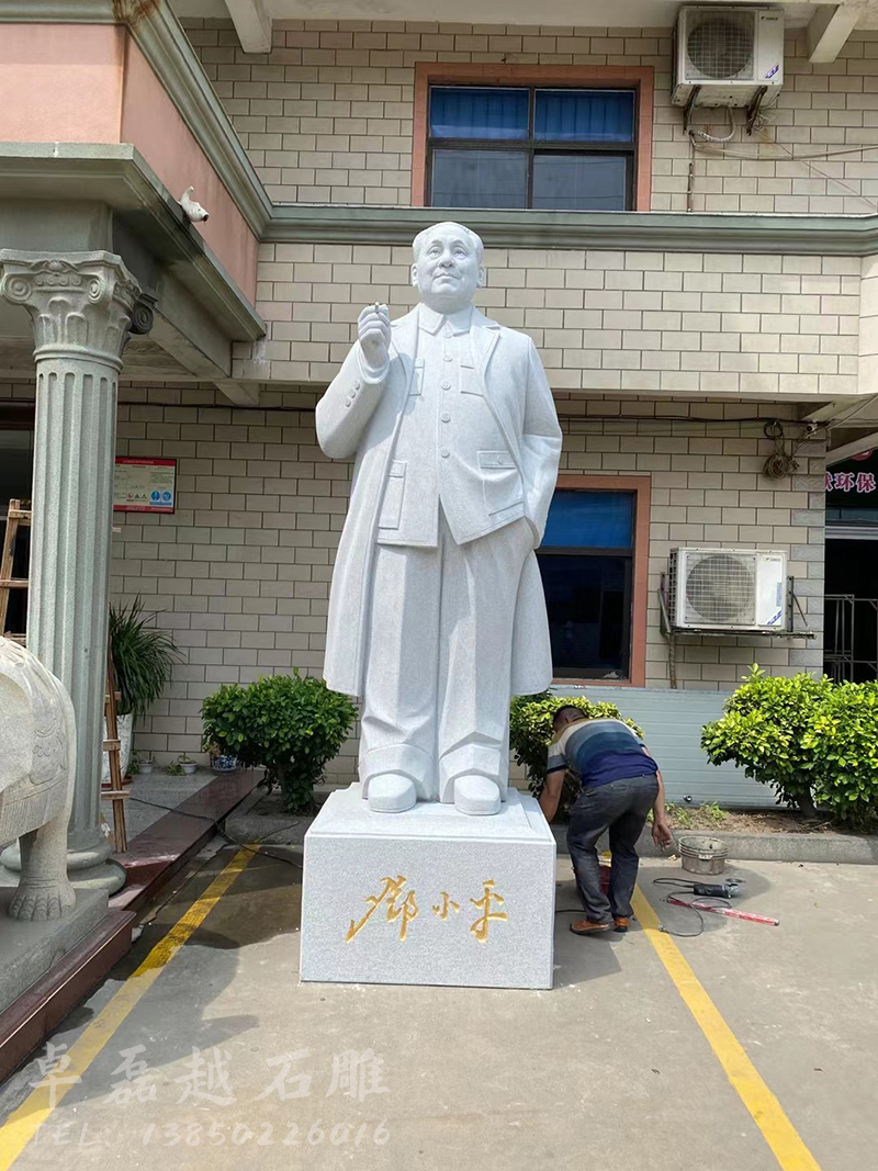 名人像